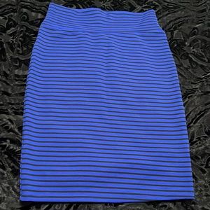 LuLaRoe Cassie medium